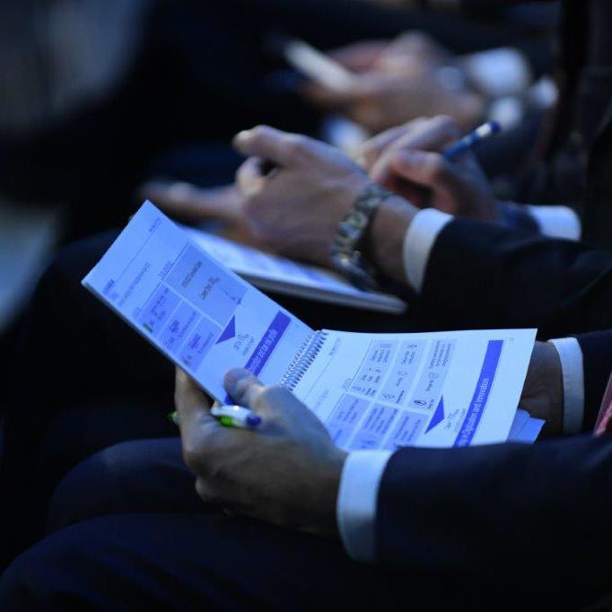 Finanza risultati presentazione analisti financial results market presentation Terna